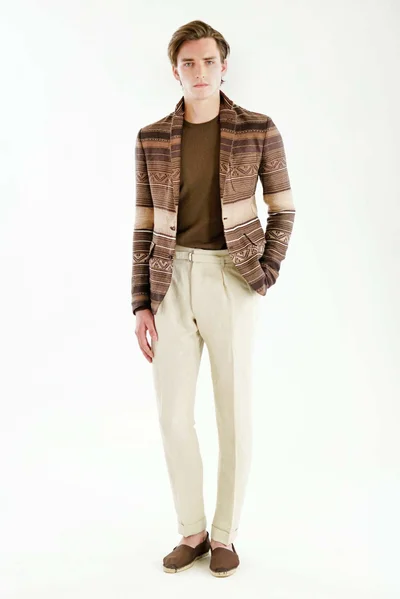 Look 23